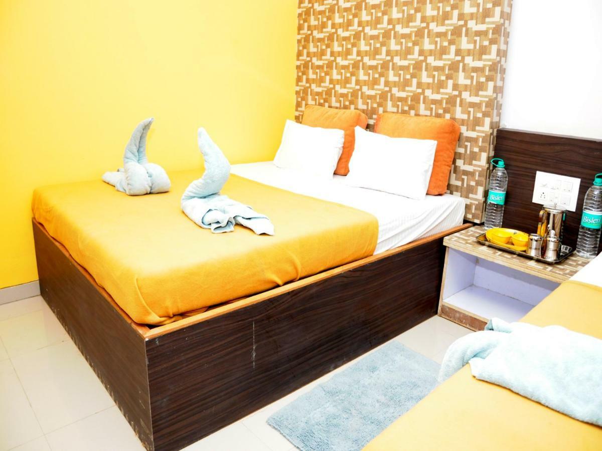 Hotel Malhar Palace Ширди Экстерьер фото
